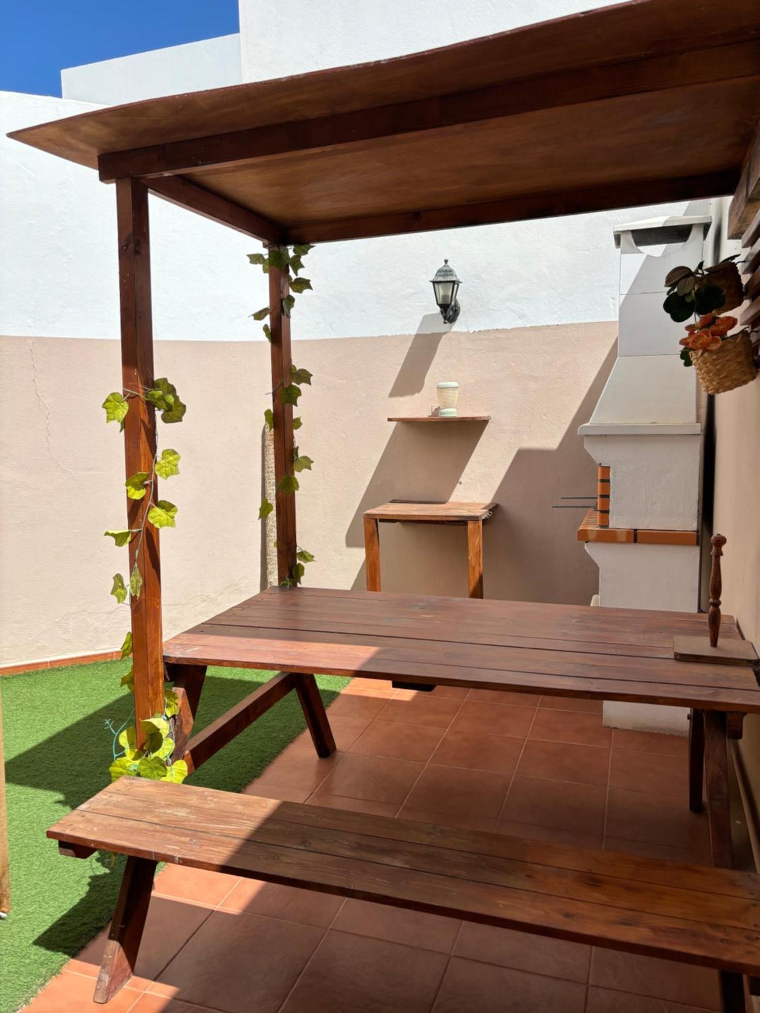 Casa Amplia Y Moderna De 3 Habitaciones En Complejo Con Piscina Costa Teguise Exterior photo